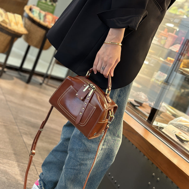 Women's Light Luxury Minority High-grade Retro Elegant Bags