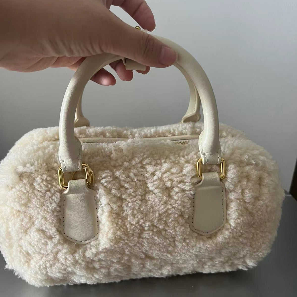 Design Cute Lamb Wool Saddle Fashion Bags