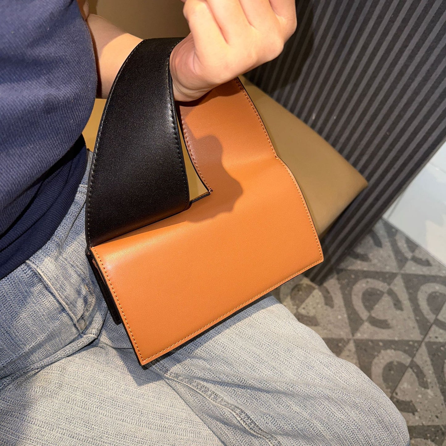 Women's Leather Everyday Fashion Personalized Long Strap Bags