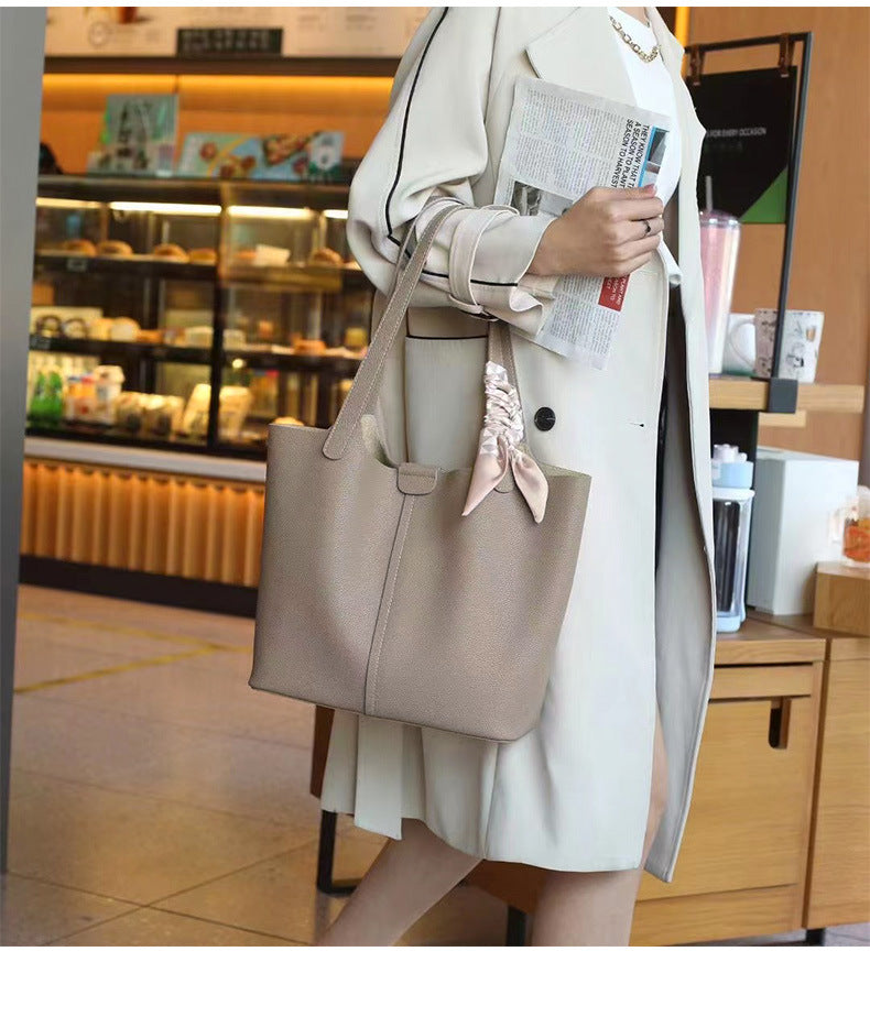 Women's Leather Large Capacity Slanting Hanging Simple Crossbody Bags