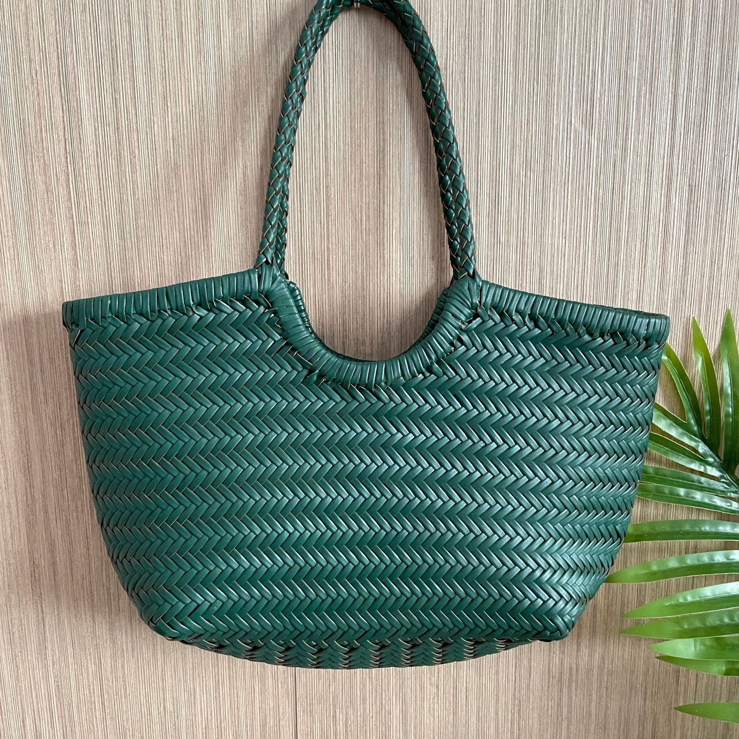 Women's Retro Woven Authentic Leather Weave Vegetable Handbags
