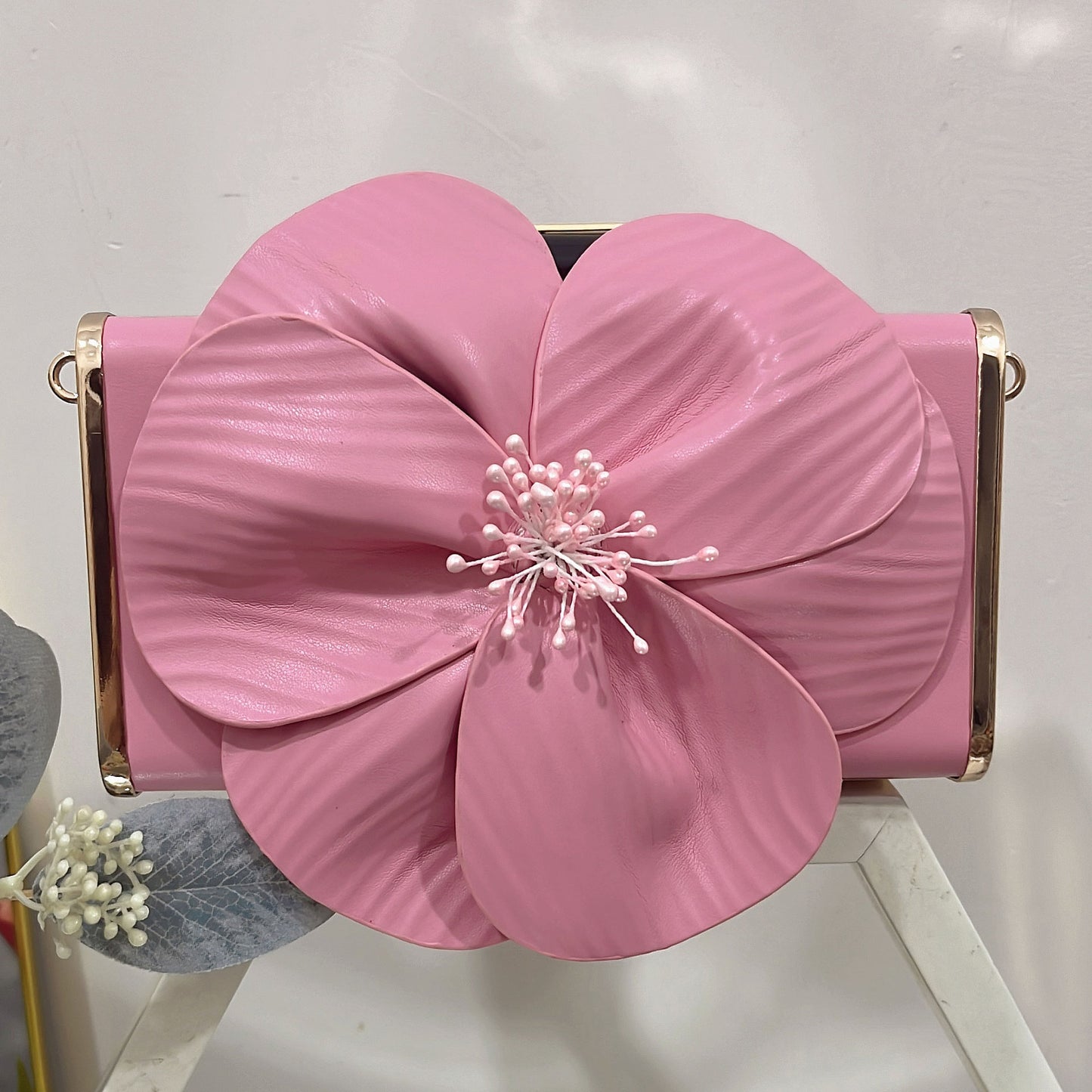 Women's French Style Petal Flower Box Single Chain Crossbody Bags