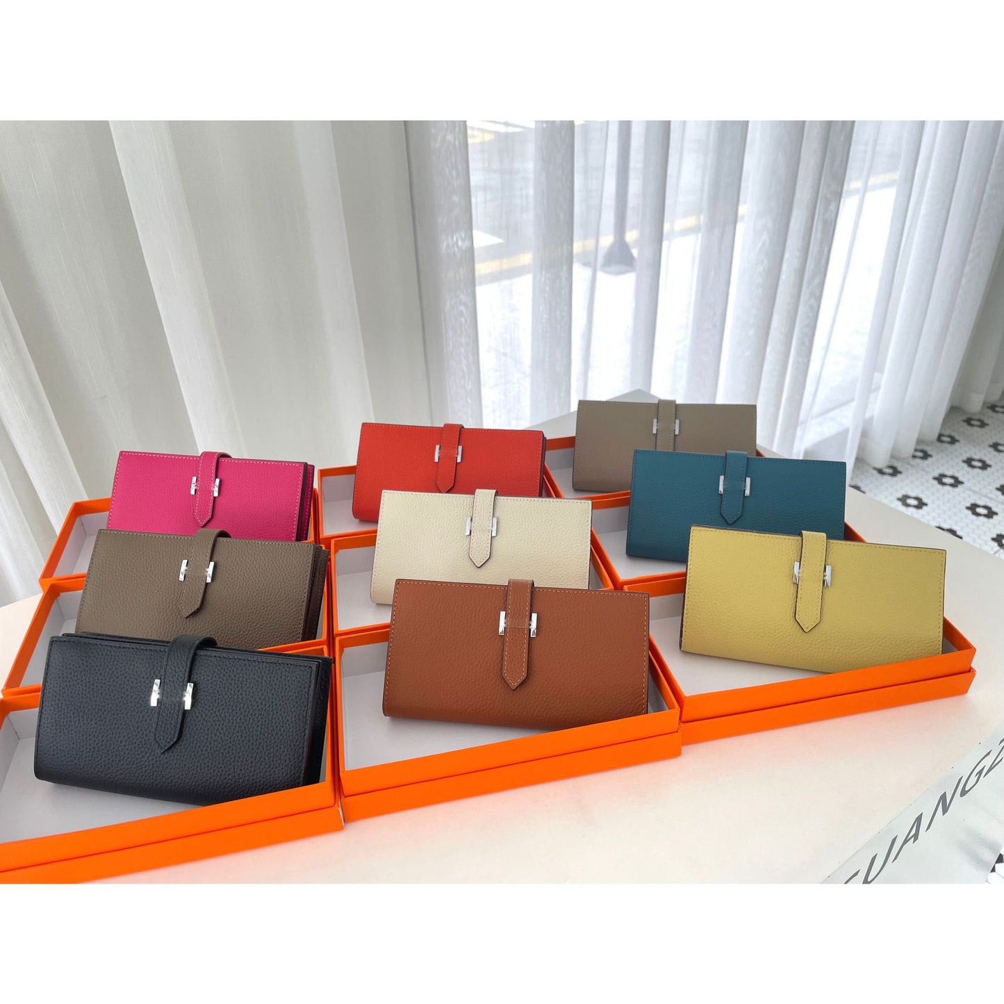 Women's Classic Beautiful Long Leather Clutch Ladies Wallets