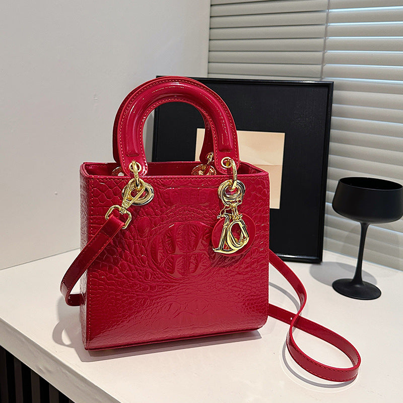 Women's Crocodile Pattern Fashion Letter Diana Bags