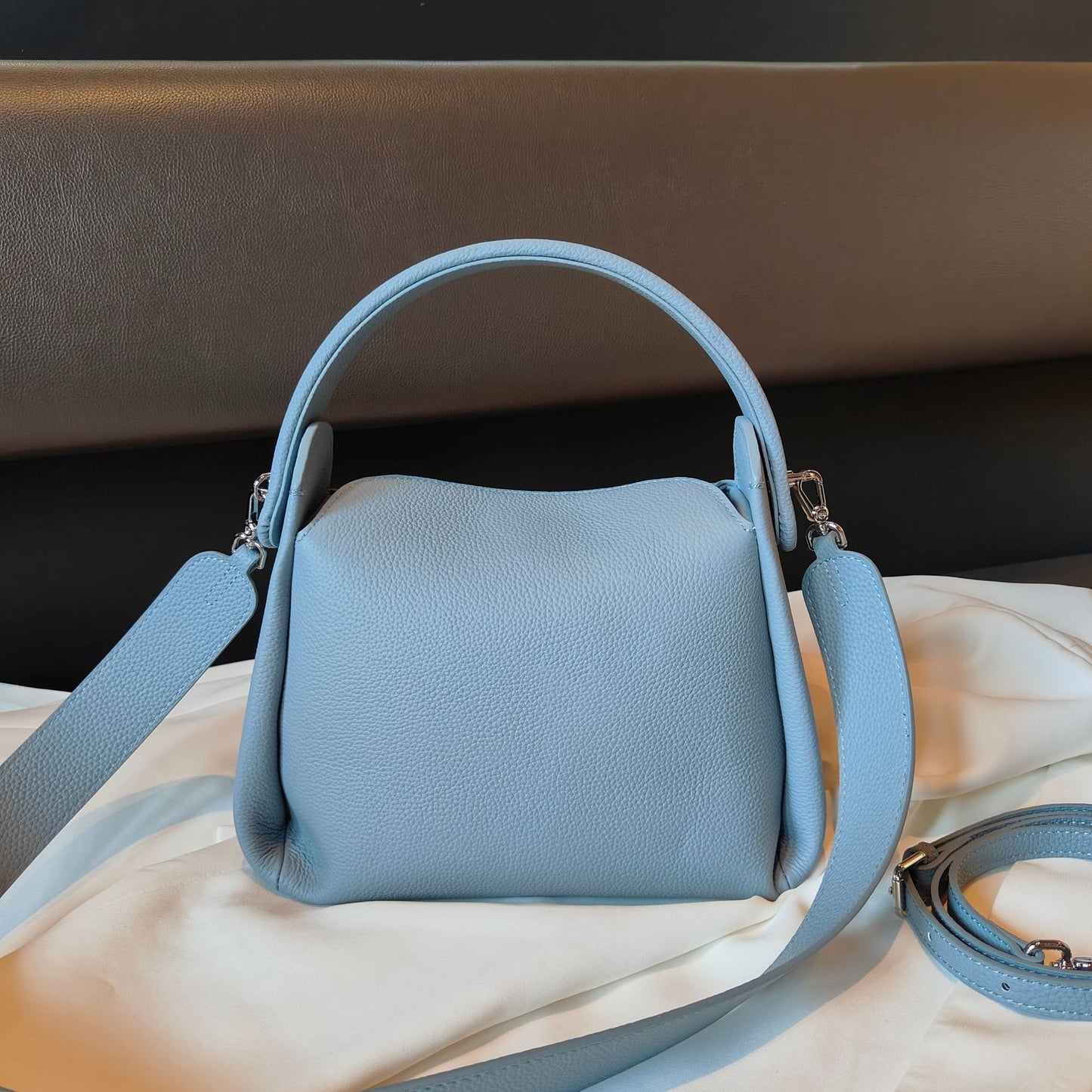 Women's Cigarette Design First Layer Cowhide Soft Handbags