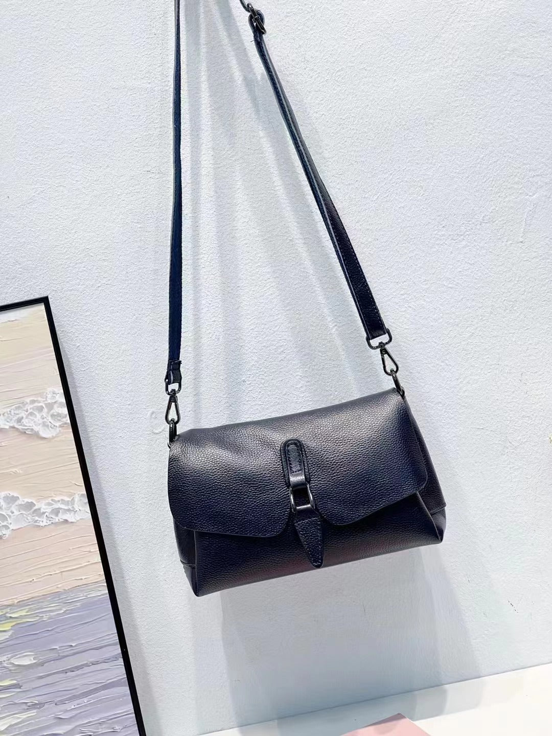 Women's First Layer Cowhide Single Medium Lady's Crossbody Bags