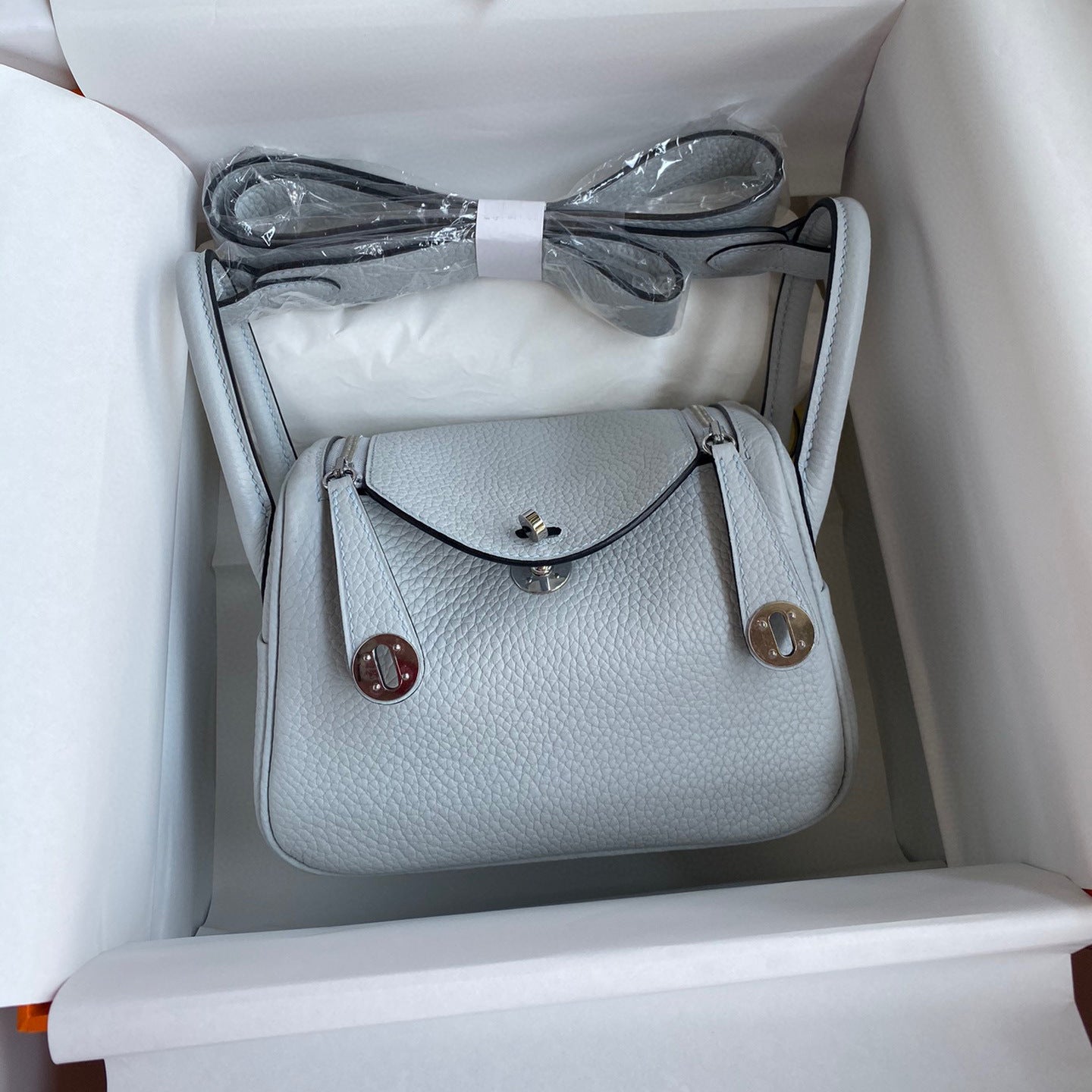 Women's Hand Sewing Wax Line Lindi Doctor Crossbody Bags