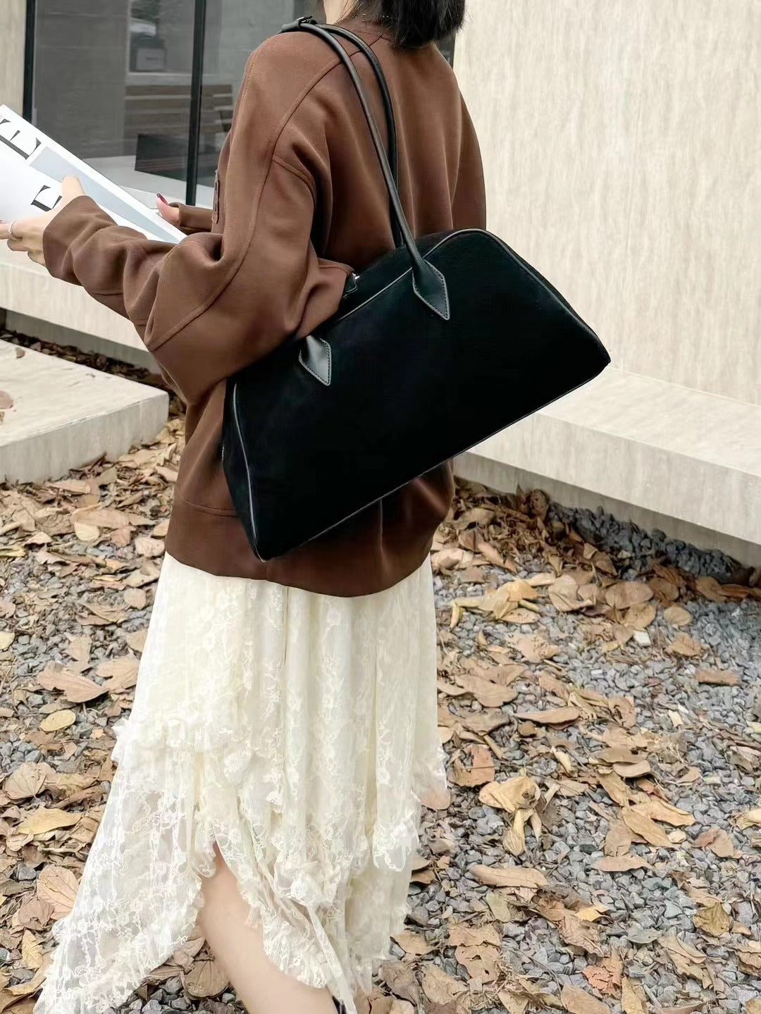 Women's High-grade Suede Large Capacity Boston Underarm Fashionable Bags