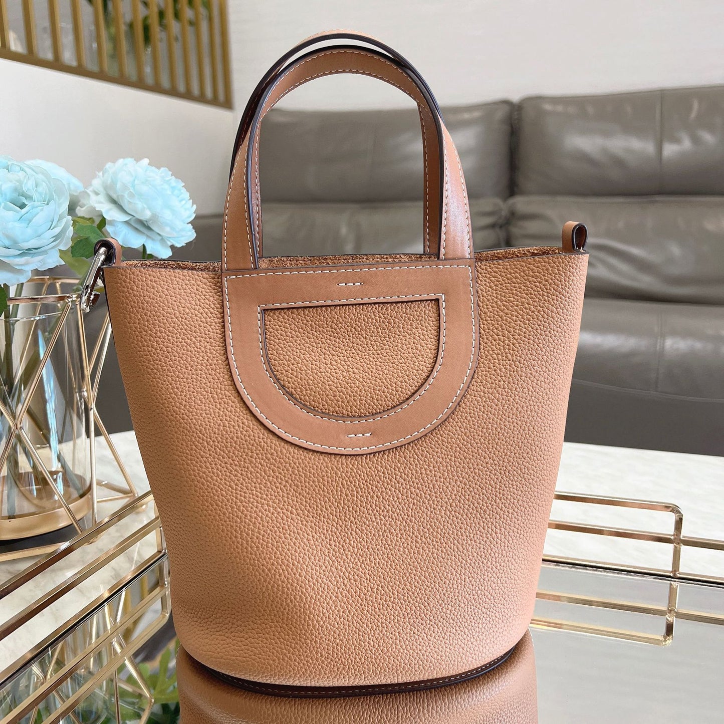 Women's Nose Vegetable Basket First Layer Cowhide Lychee Pattern Large Handbags