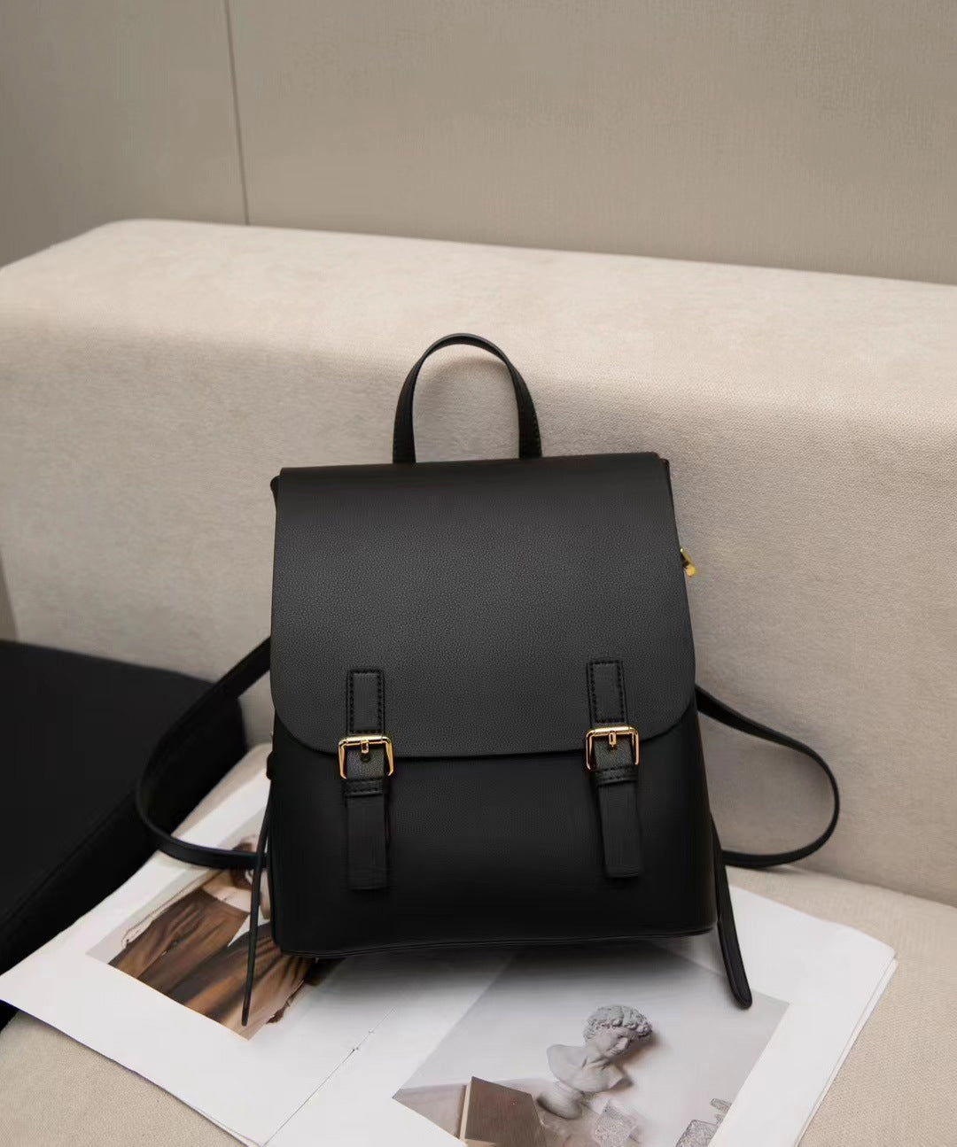 Women's Large Capacity Leather Contrast Color Backpacks