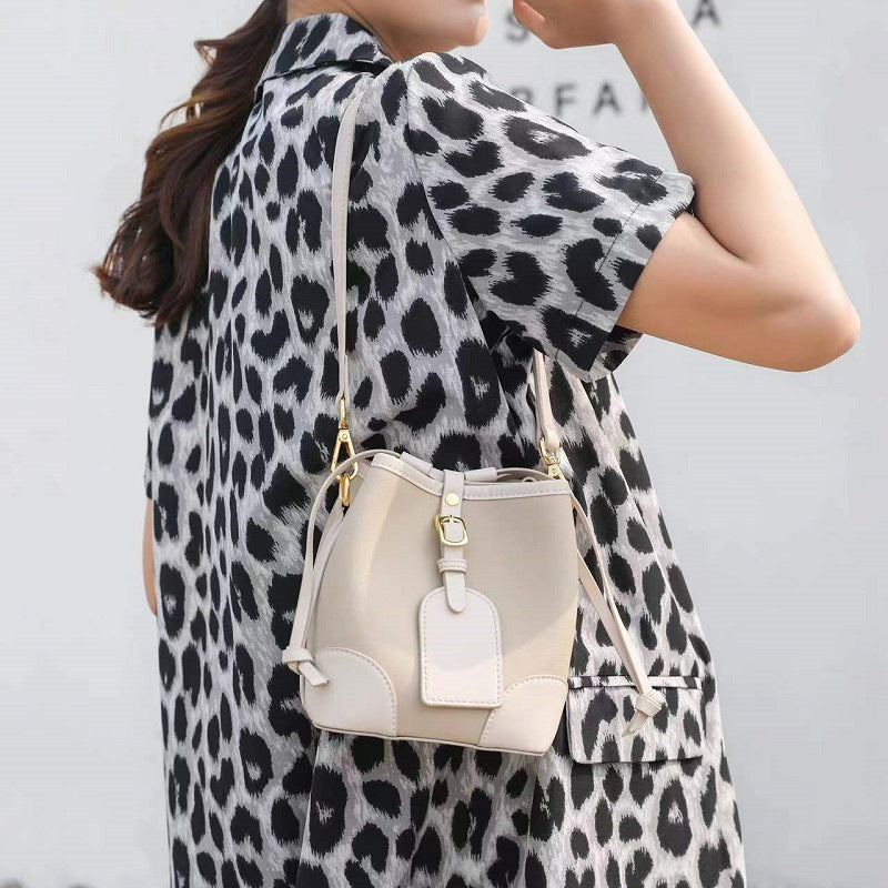 Genuine Leather Stitching Fashion Drawstring Cowhide Bags