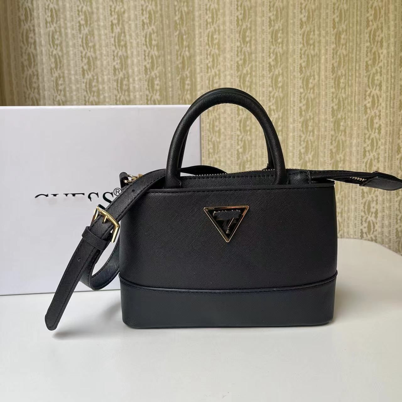 Women's Trendy Mini Sized Simple Fashion Vintage Shoulder Bags