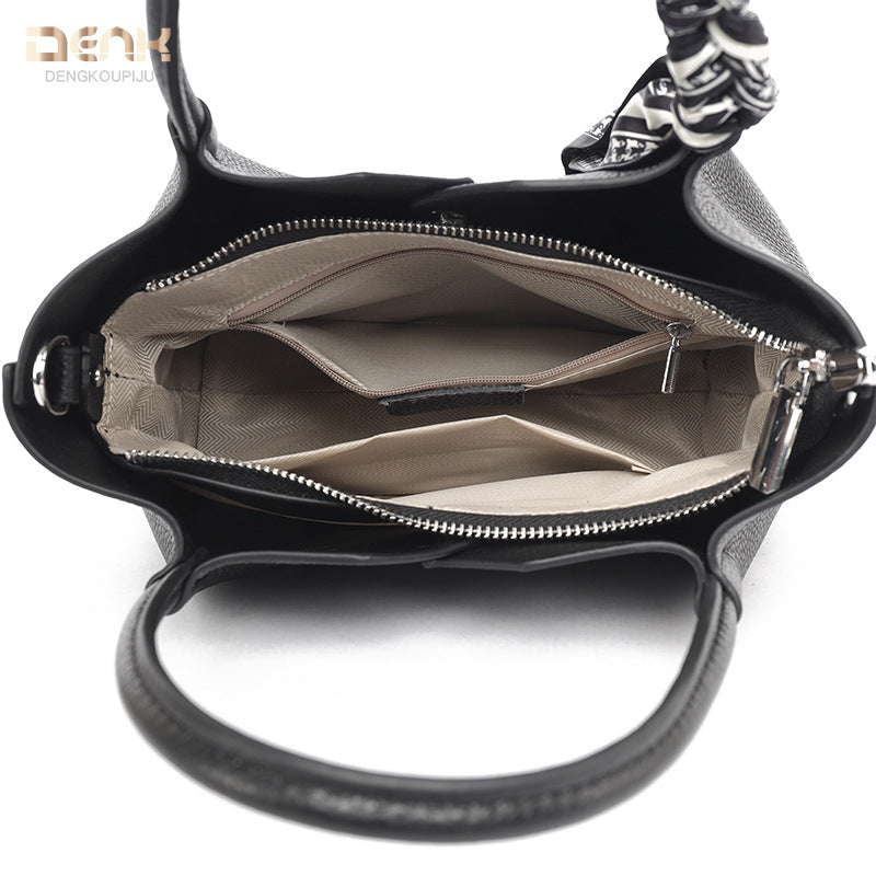 Women's Leather Design Elegant Large Capacity Handbags