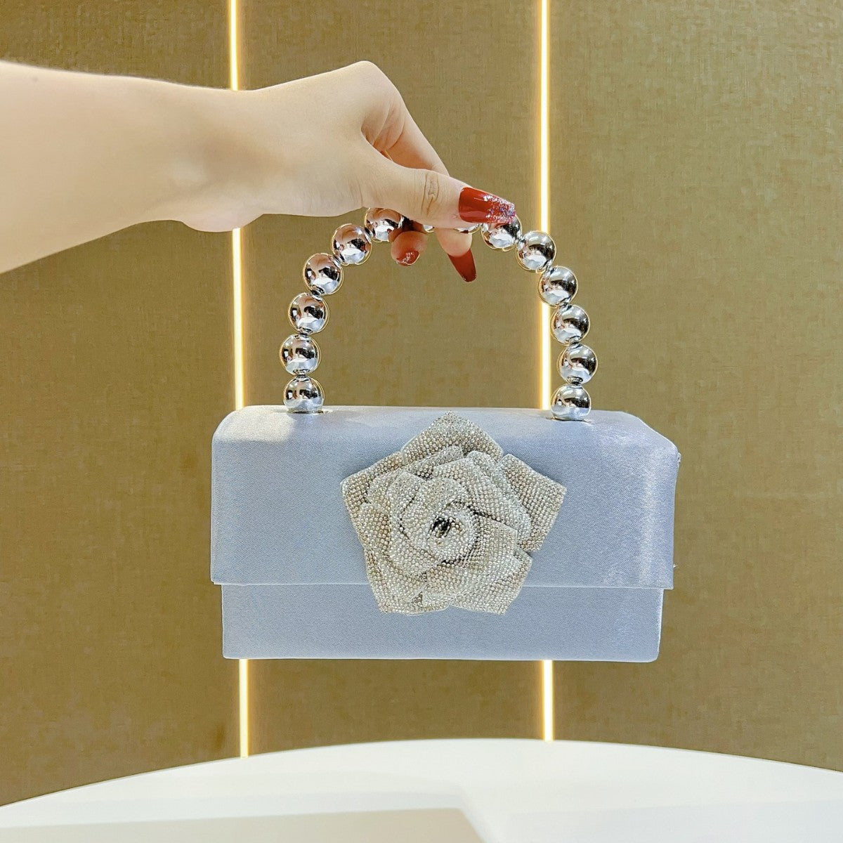 Sequins Banquet Pearl Box Clutch One Handbags