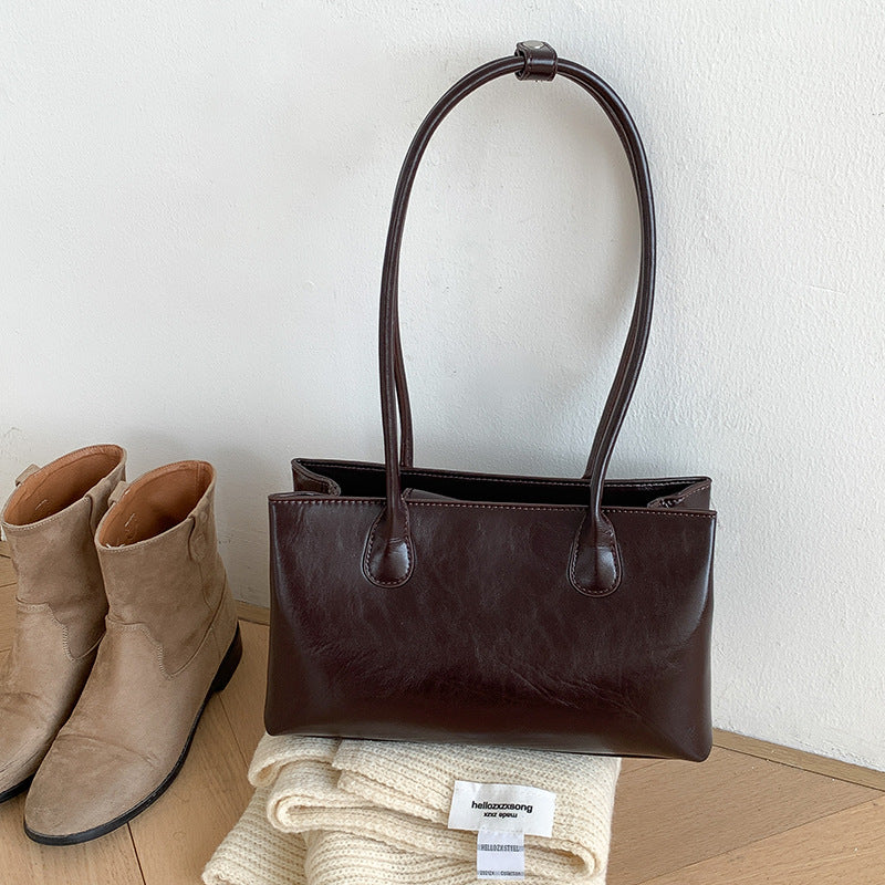 Women's Retro Style Fashionable Red High-grade Simple Shoulder Bags