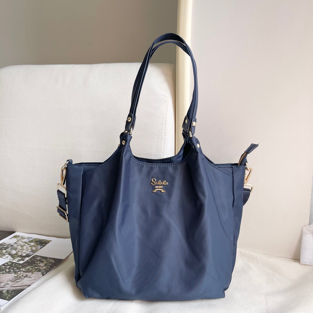 Women's Lightweight Commuter Nylon Cloth Versatile Texture Shoulder Bags