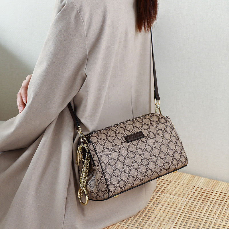 Beautiful Women's Trend Wild Fashion Underarm Crossbody Bags