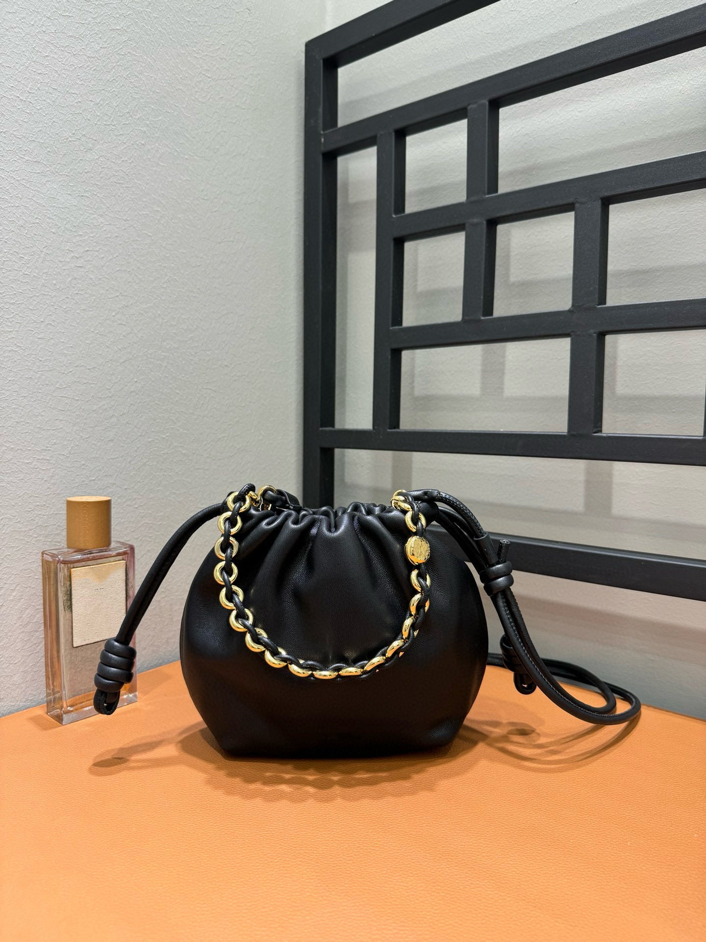 Women's Luo Mi Cowhide Chinese Drawstring Cloud Shoulder Bags