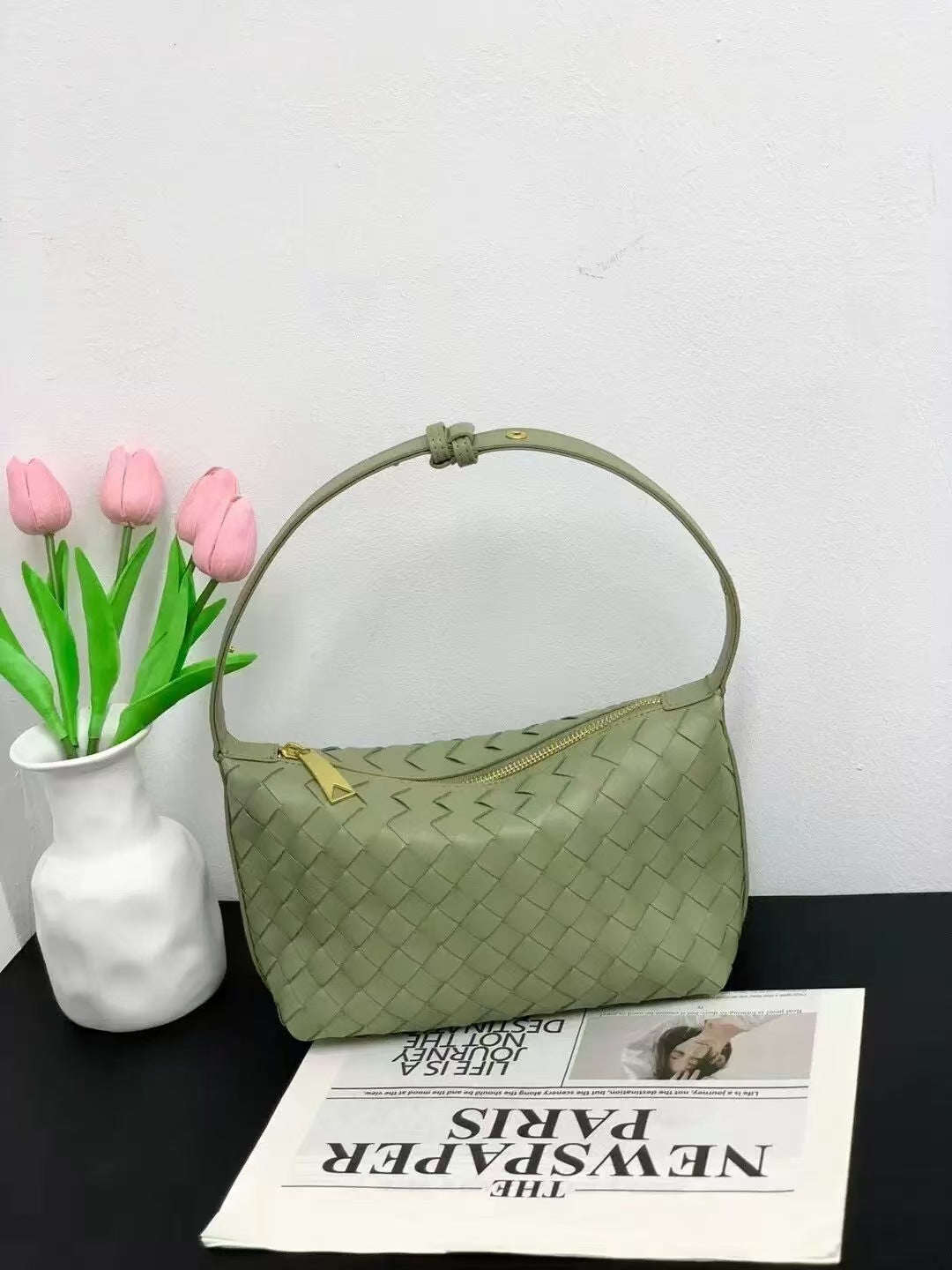 Charming Women's Color Portable Western Texture Small Square Bags