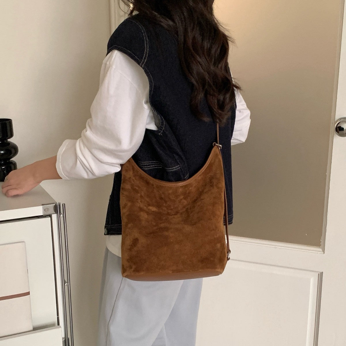 Women's Minimalist Style Niche Retro Suede Genuine Leather Shoulder Bags