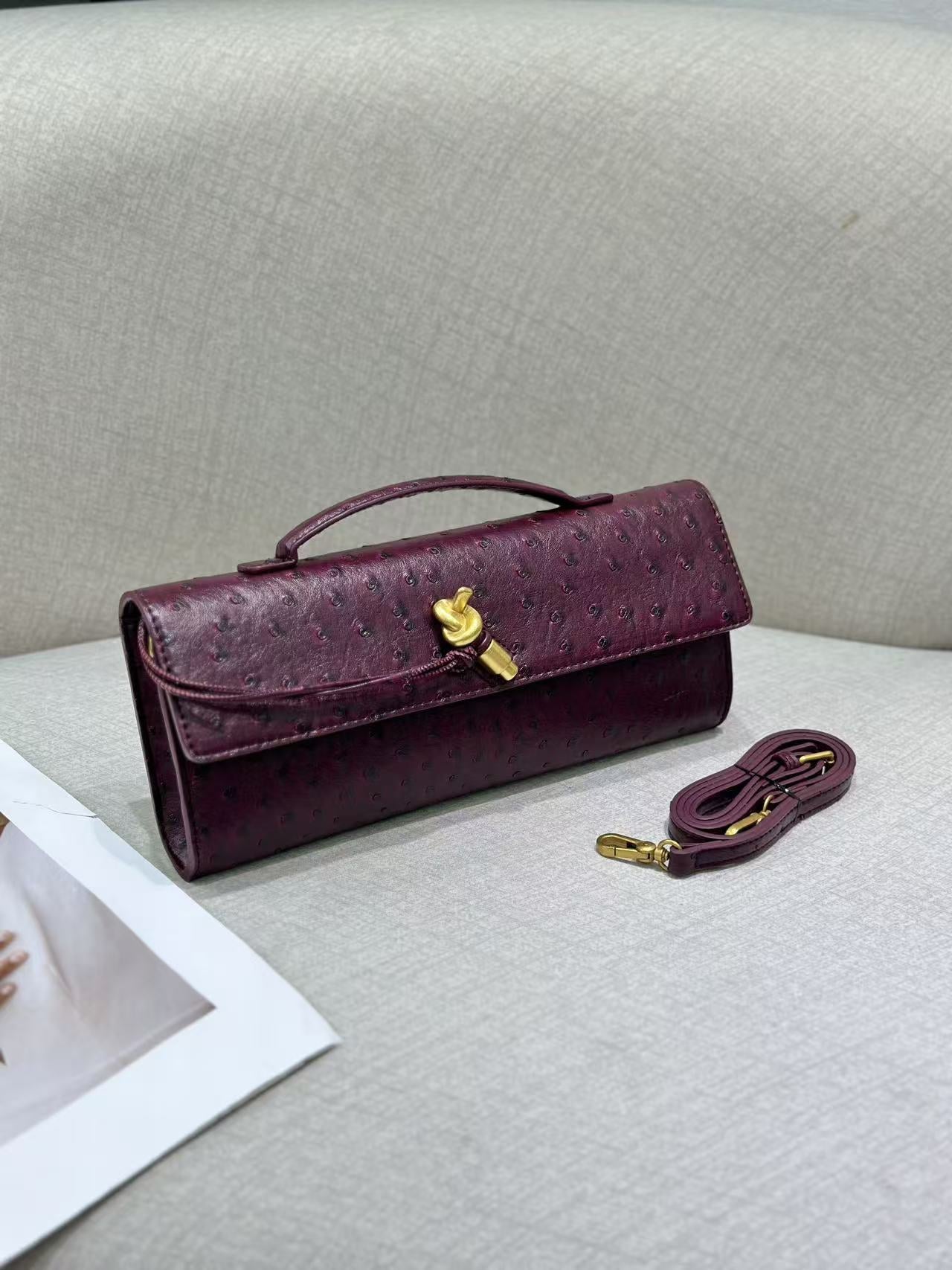 Ostrich Grain Dinner Baguette Exquisite Versatile Crossbody Bags