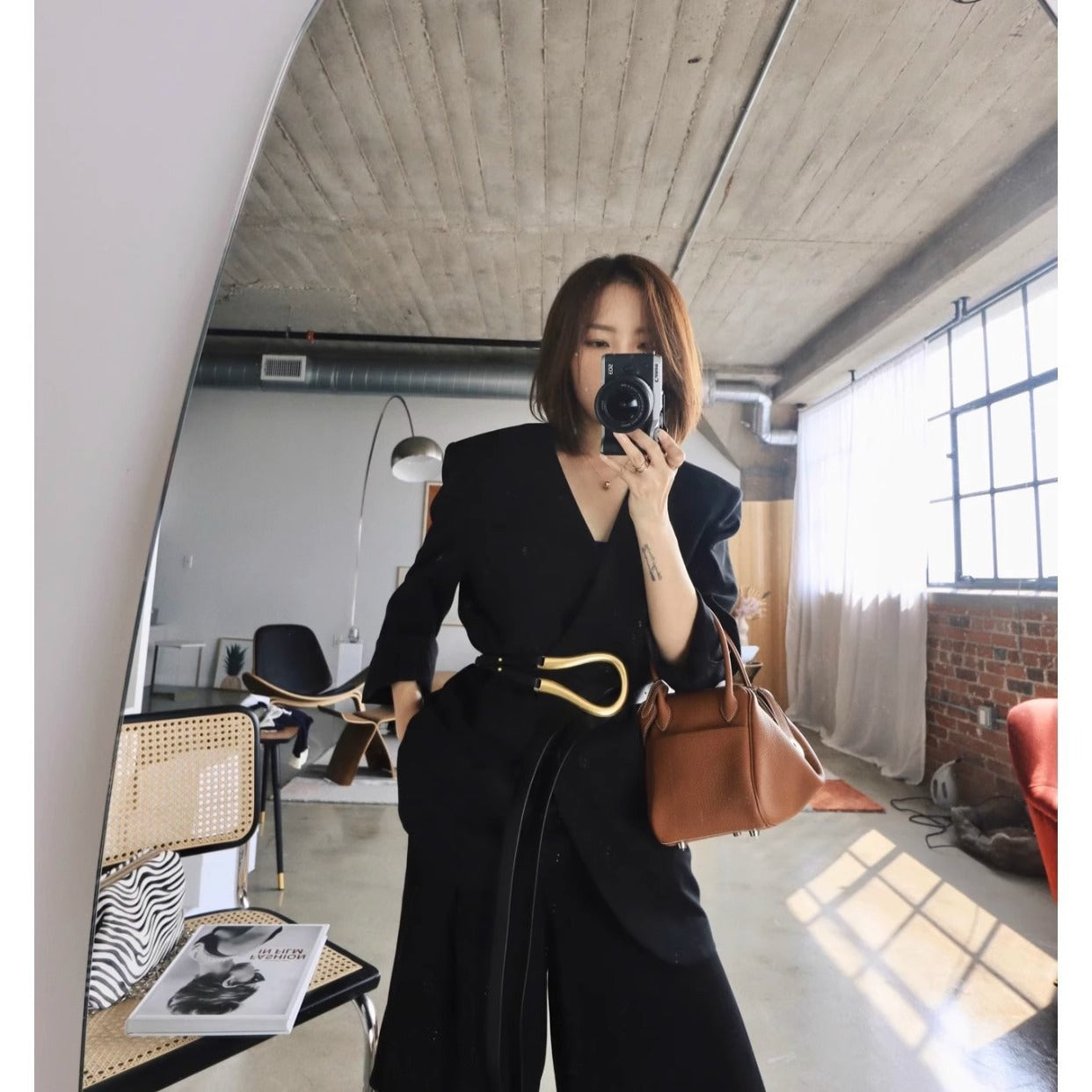 Women's Lindy Doctor Suede Fashionable Hand Holding Shoulder Bags