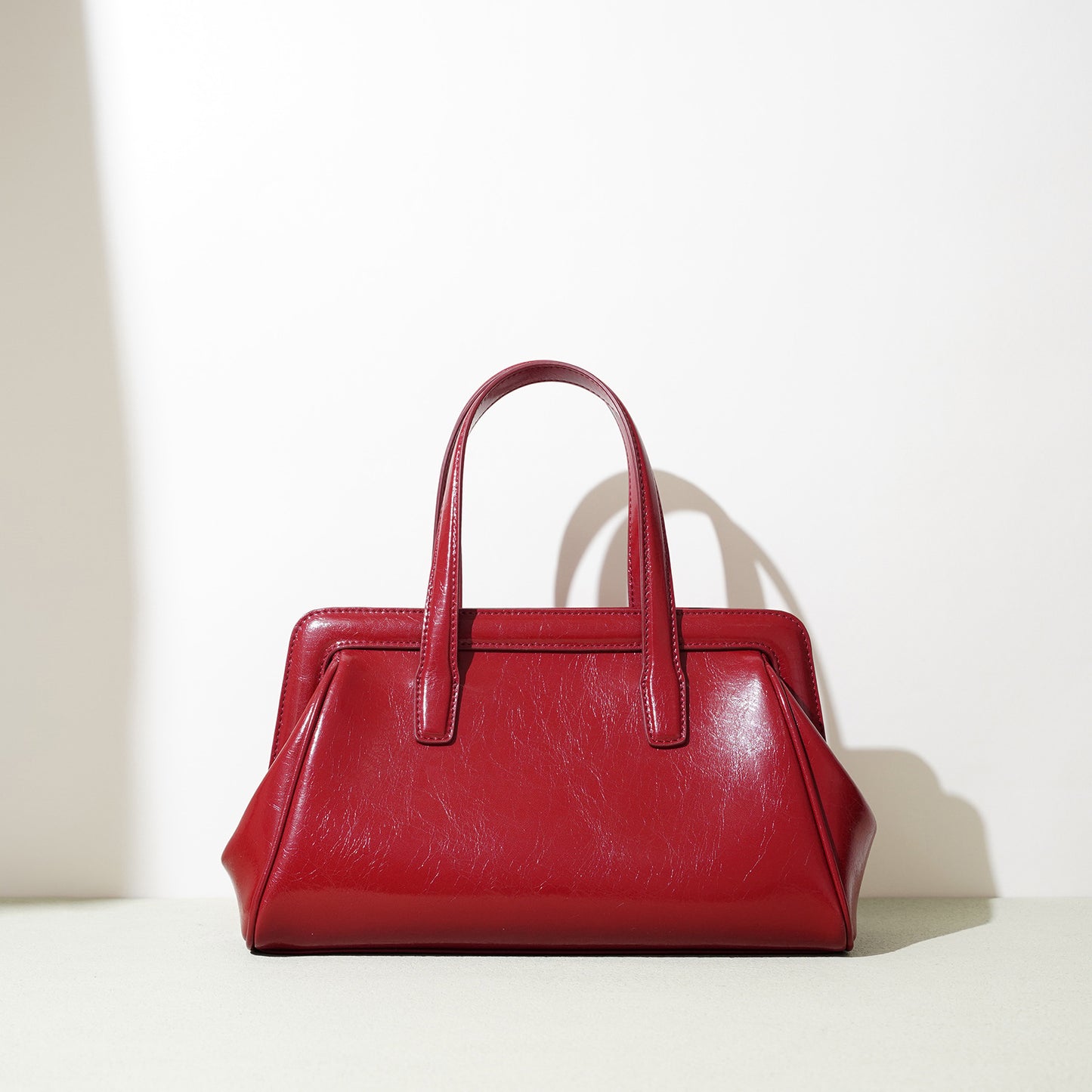 Elegant Women's Retro Oil Wax Skin Handbags