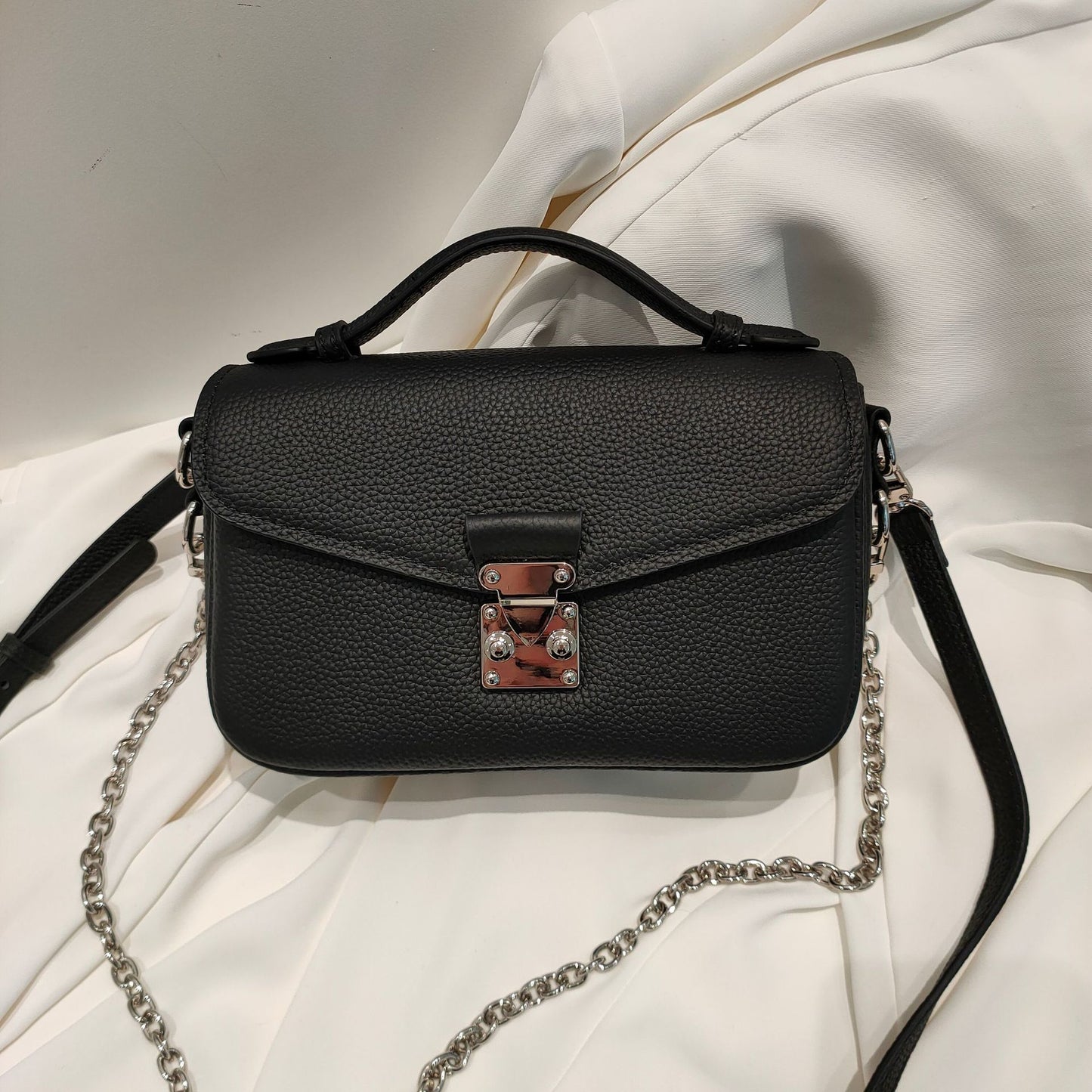 Chain Fashion Commuter High-grade First Layer Handbags