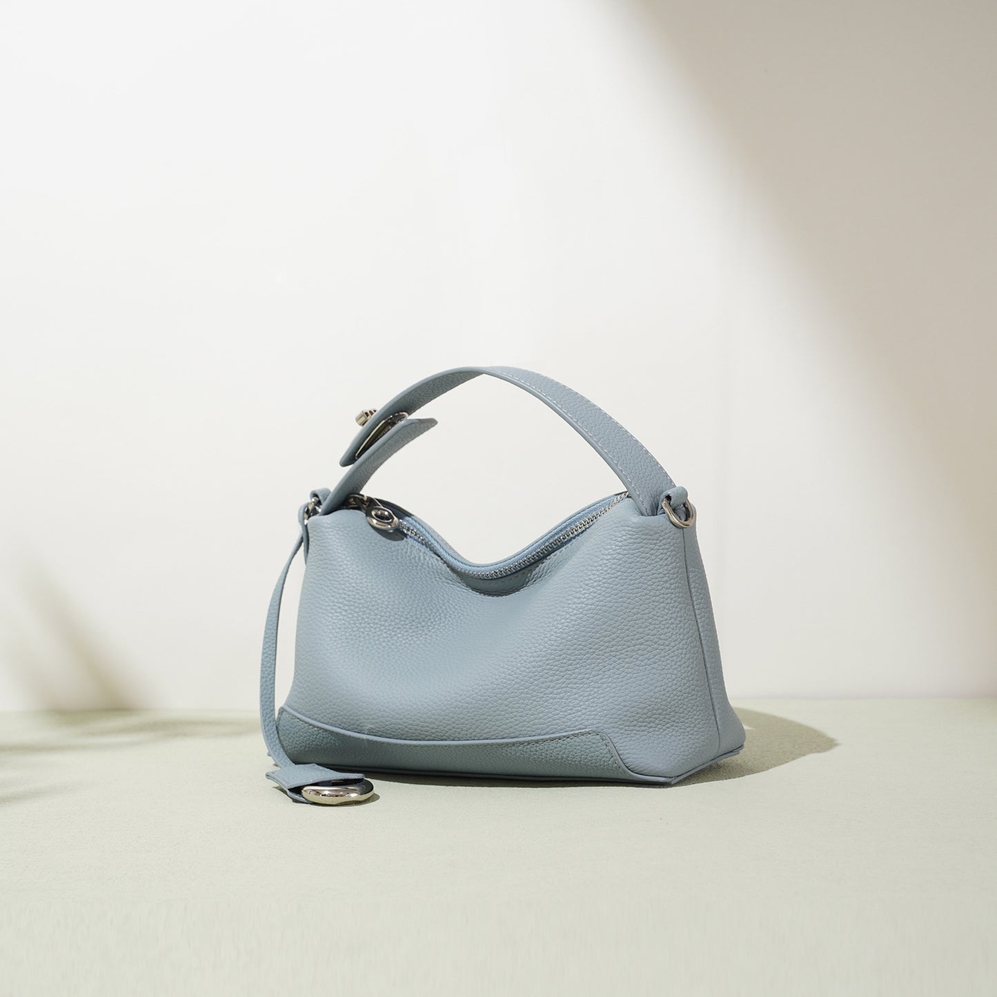 Women's Korean Style Versatile High-grade Simple Pillow Crossbody Bags