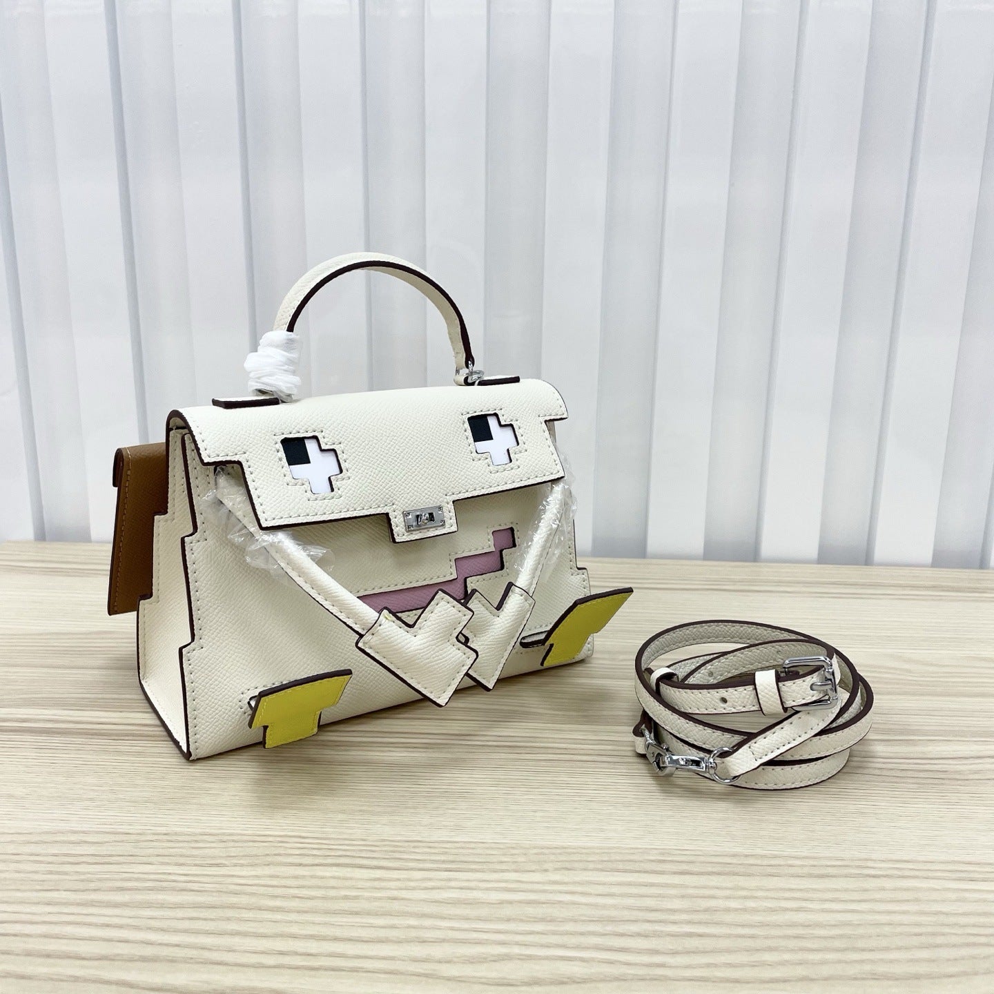 Mosaic Doll Mini Kelly Leather Personality Little Monster Contrast Handbags