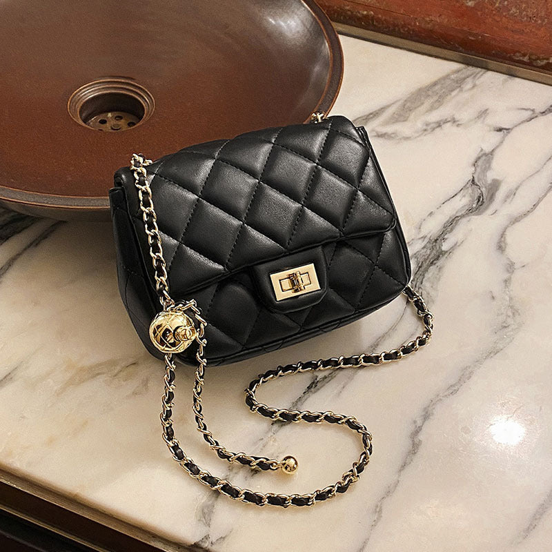 Women's Cattle Leather Street Fashion Golden Ball Shoulder Bags