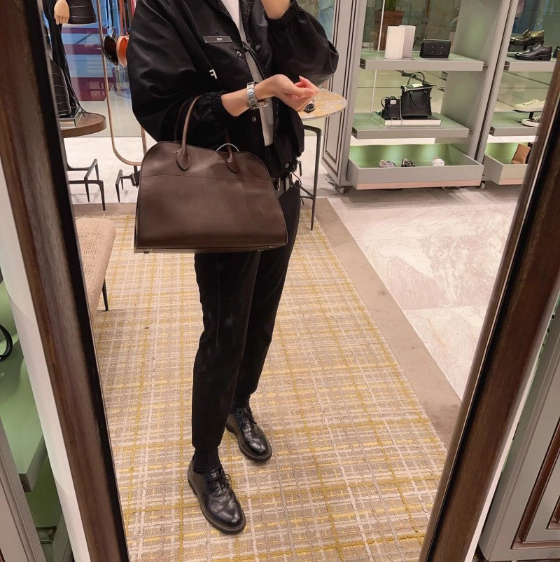 Unique Stylish Women's Light Leather Commuter Shoulder Bags