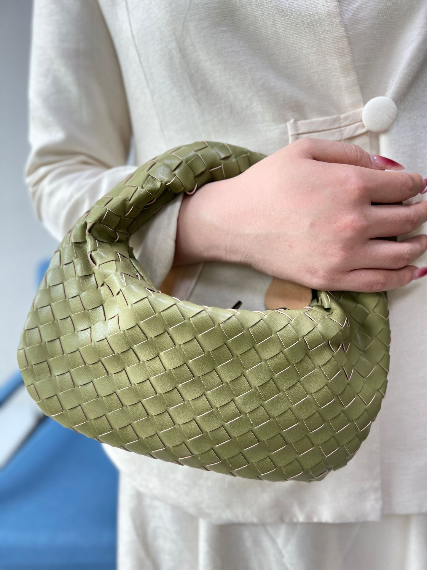 Classic Trendy Cool Hand-woven Horn Portable Handbags