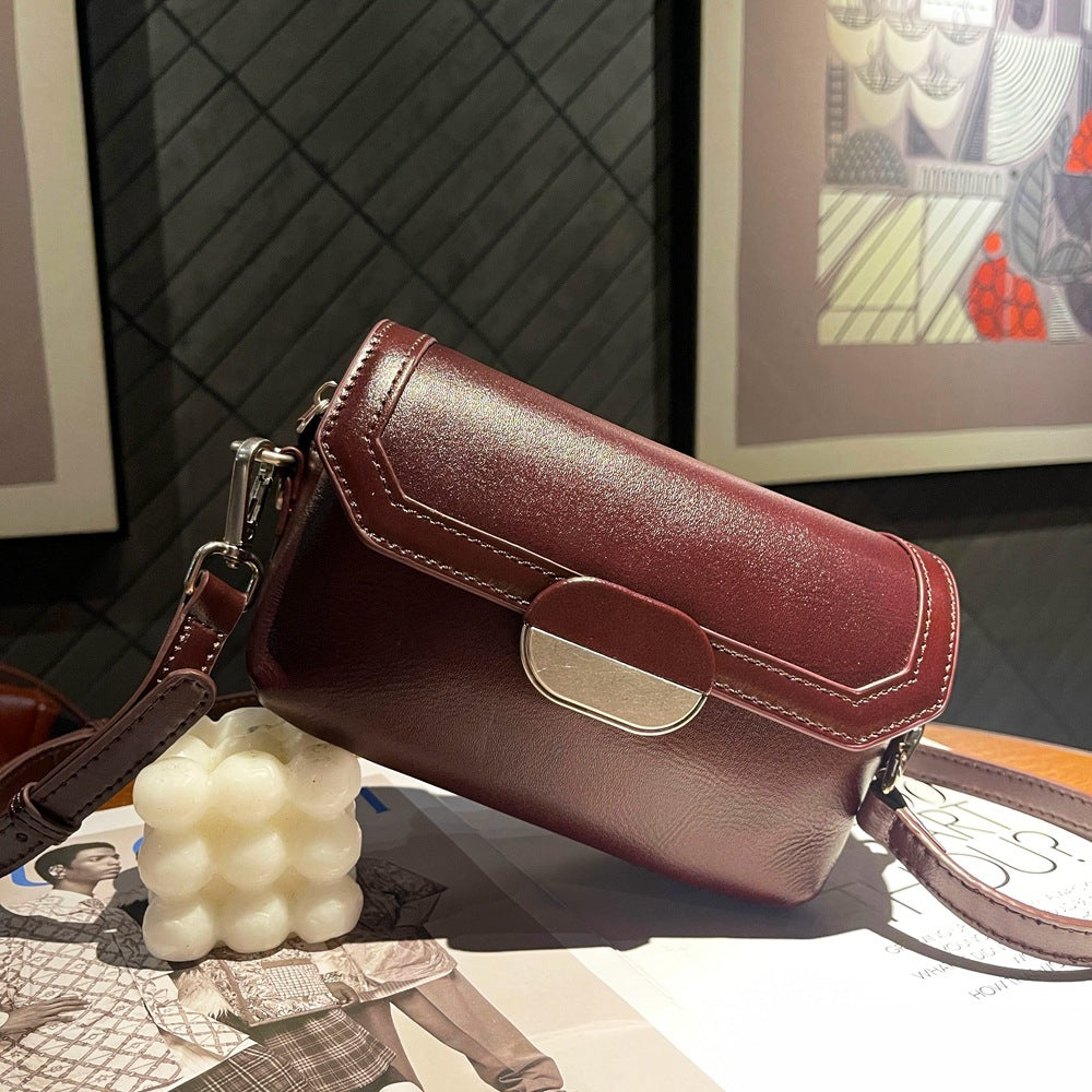 Women's Fashionable First Layer Vegetable Tanned Cowhide Crossbody Bags