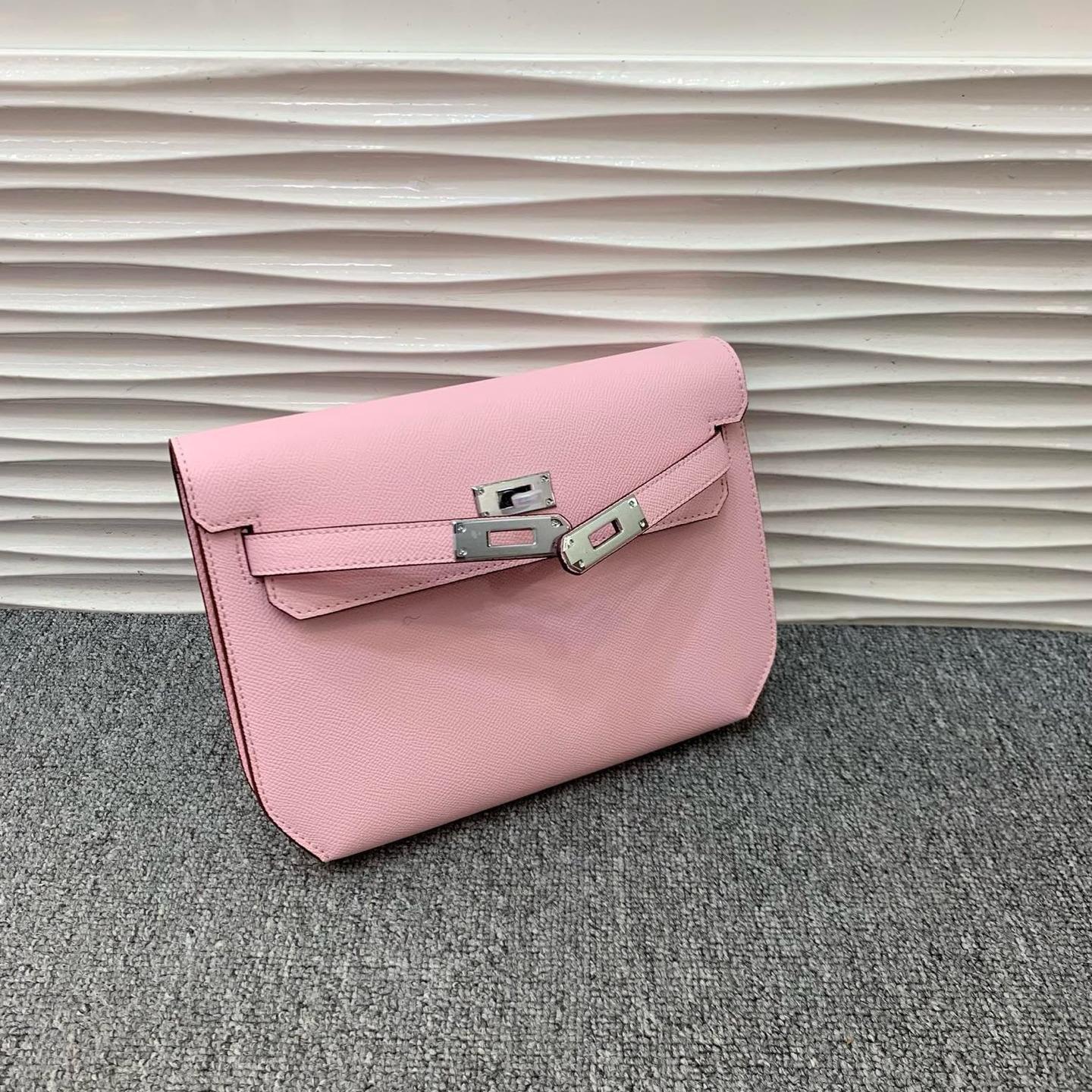 Classic Women's High-grade Versatile Underarm Commuter Crossbody Bags