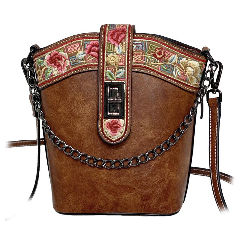 Women's Retro Chinese Style Embroidery With Cheongsam Shoulder Bags