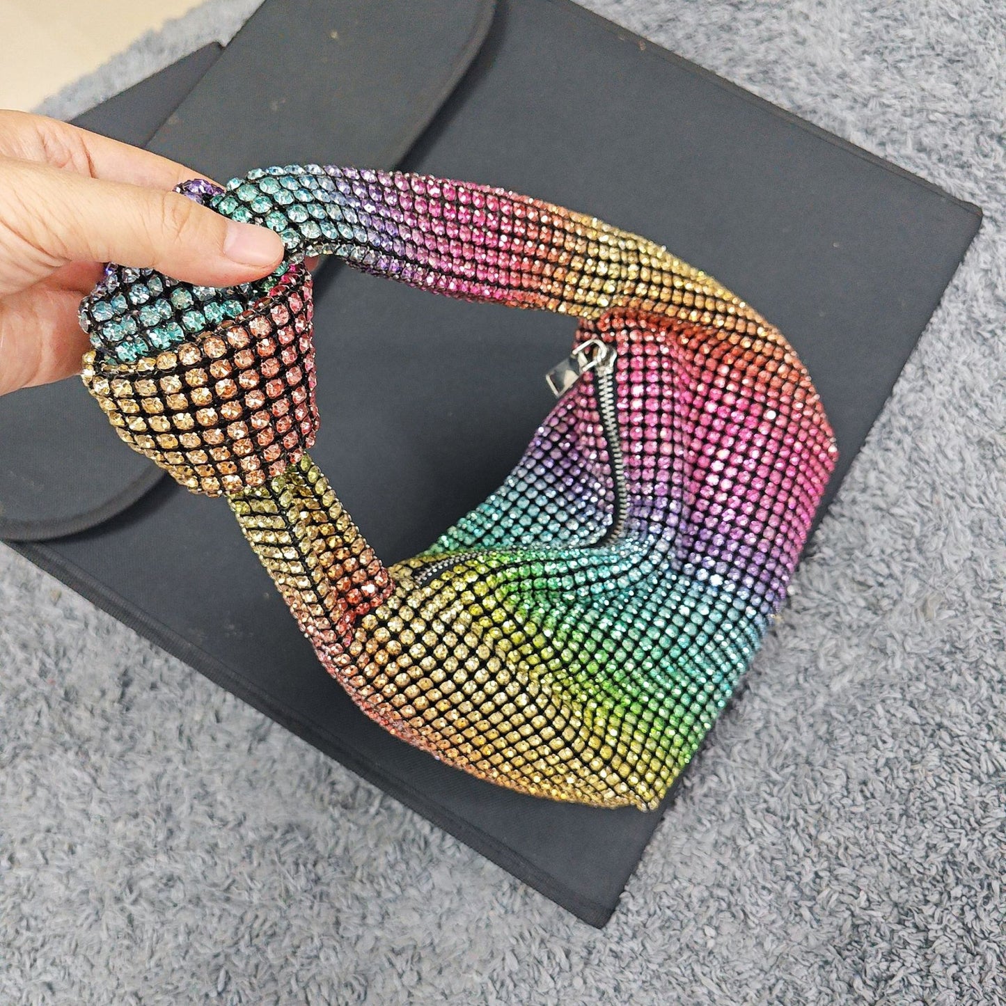 Women's Rhinestone Full Diamond Personalized Minority Light Evening Bags