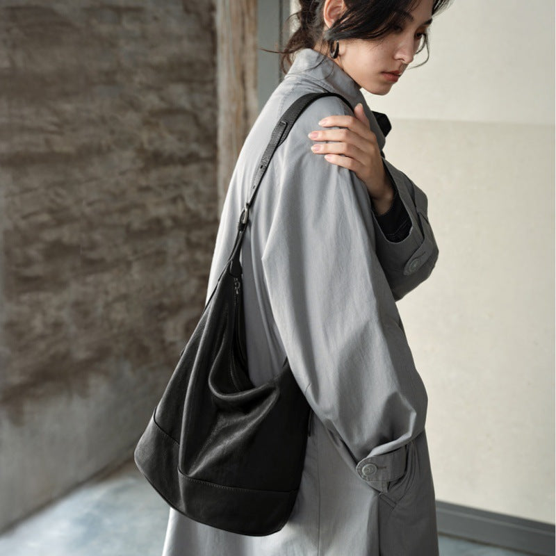 Cool Comfortable Retro Commuter High Sense Tote Bags