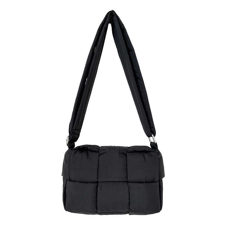 Women's Niche Woven Pillow High-grade Versatile Tofu Crossbody Bags