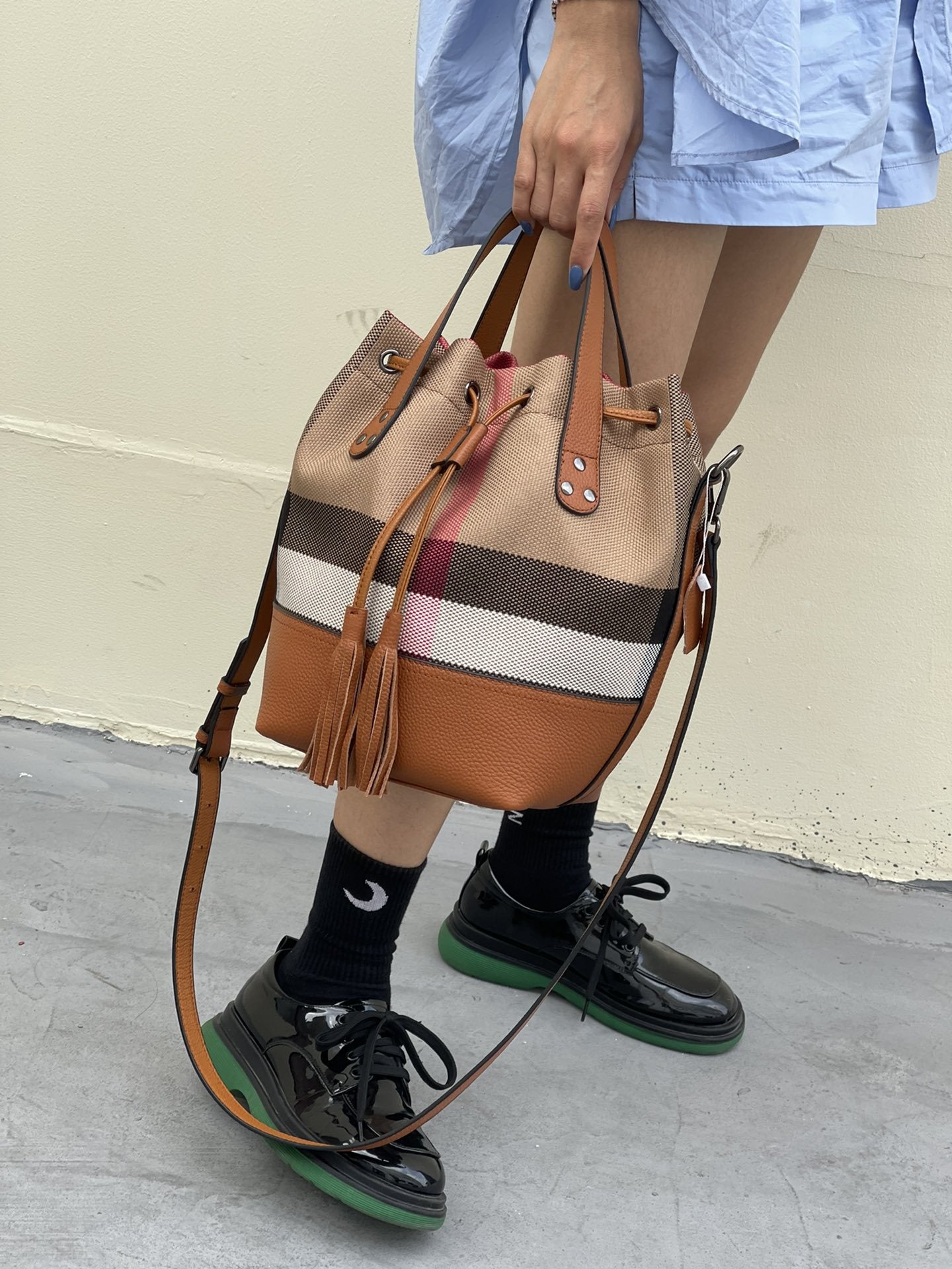 Women's Checked Canvas Genuine Leather Drawstring Large Crossbody Bags
