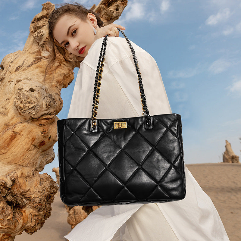 Women's Underarm Leather Black Sheepskin High-grade Large Shoulder Bags