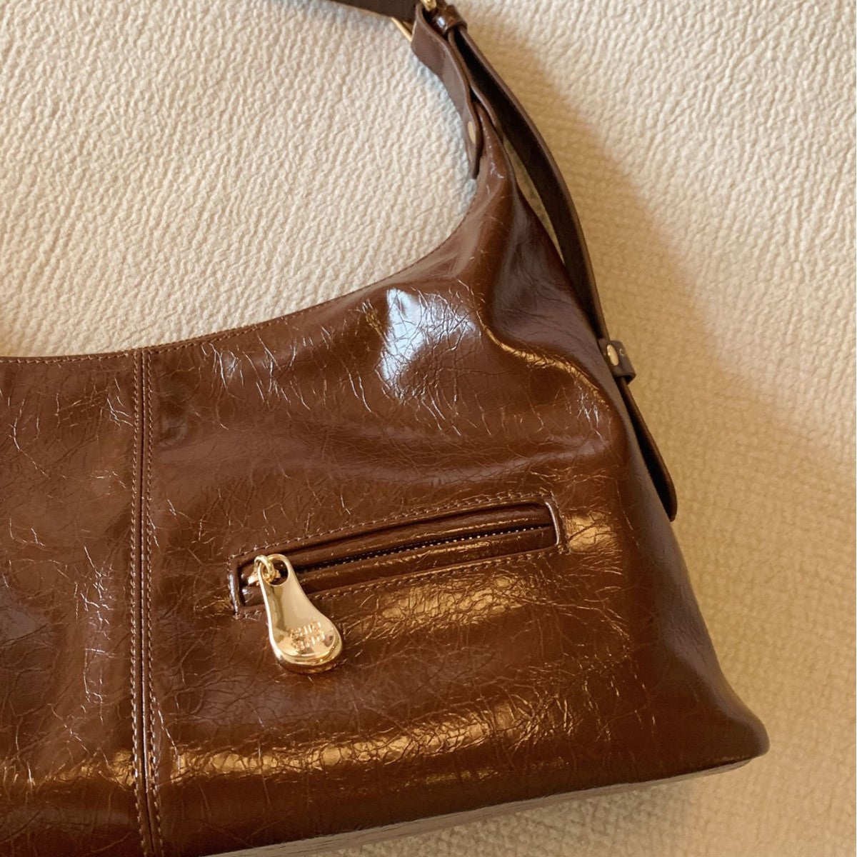 Pretty Women's Story Large Capacity Commuter Bags