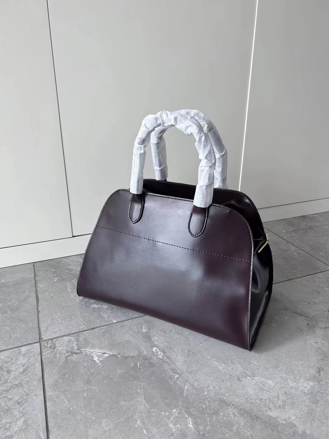 Attractive Popular Suede Commuter Computer Hand-held Handbags