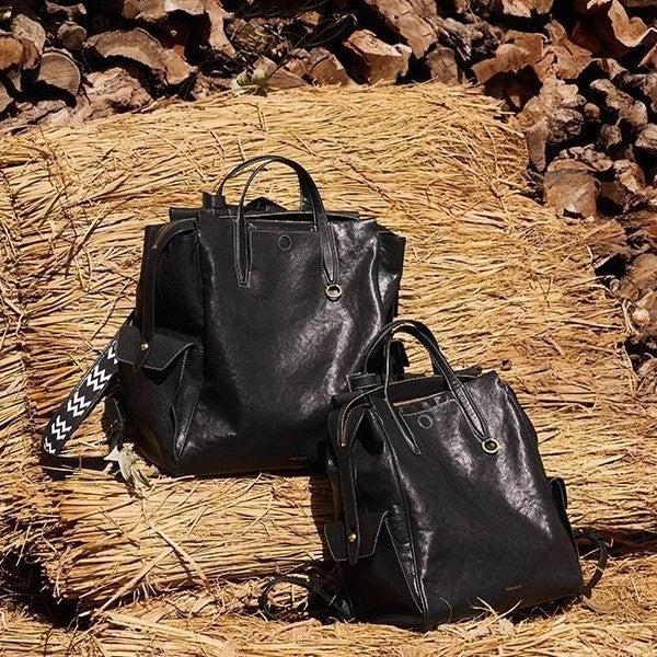 Graceful Tracking Under The Retro Computer Backpacks