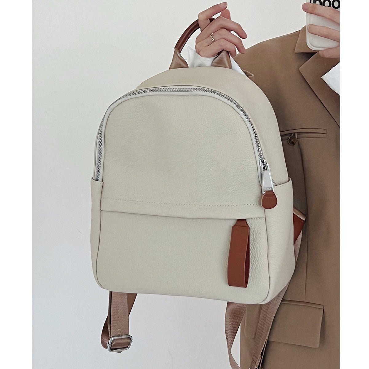 Women's First Layer Leather Large Capacity Commuter Backpacks