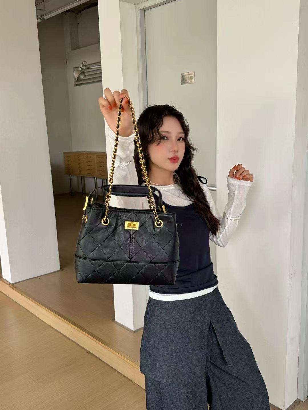 Popular Diamond Style Autumn Minority Fashion Tote Bags