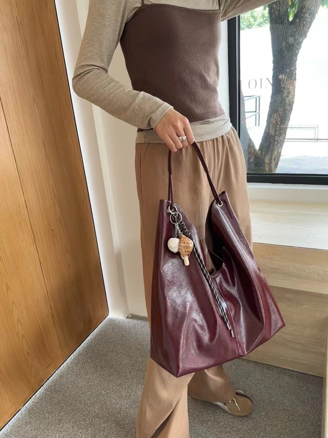 Women's High-grade Soft Leather Underarm Large Capacity Shoulder Bags