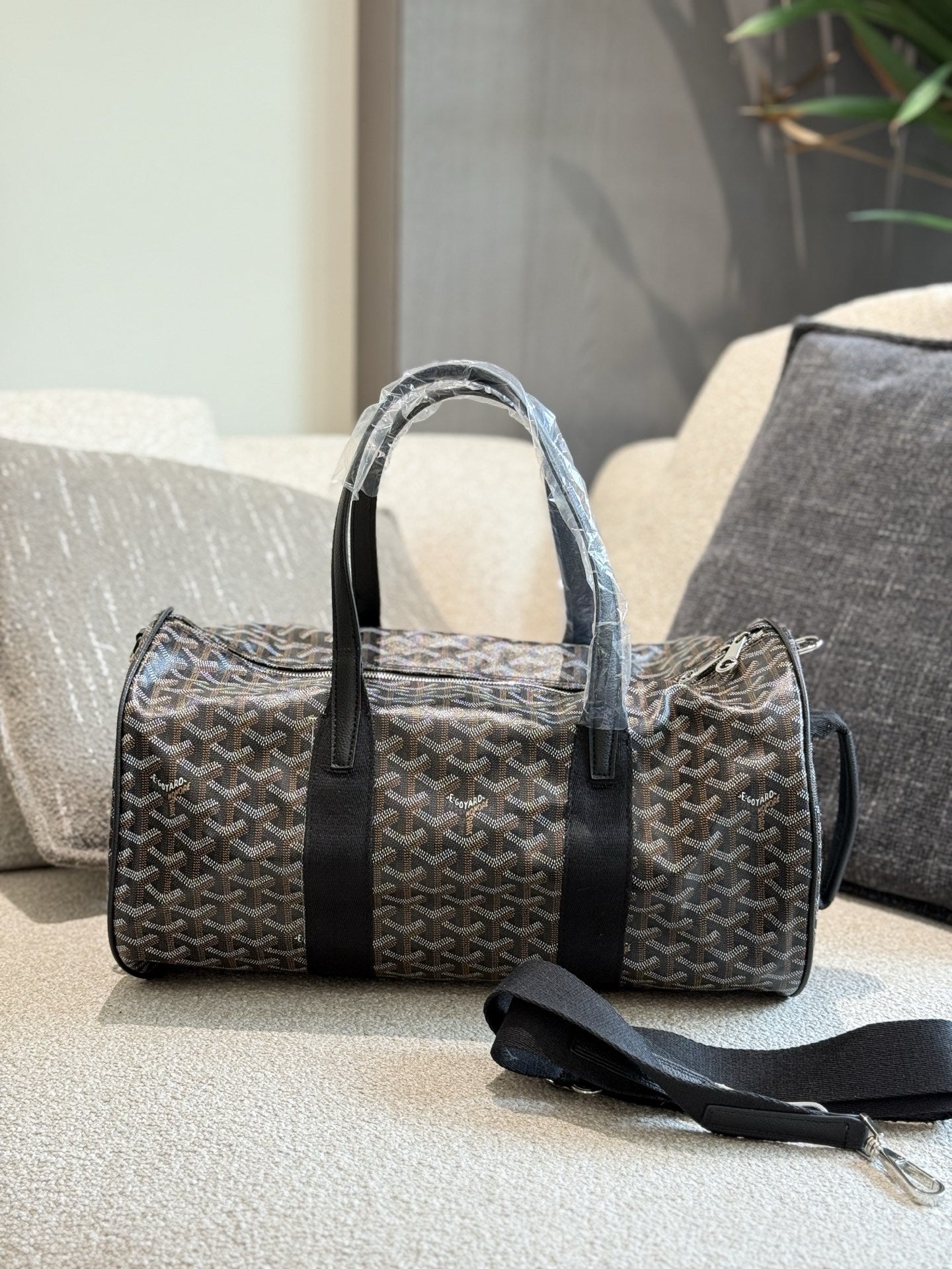 Fashion Stylish Cool Dog Teeth Soft Tote Bags