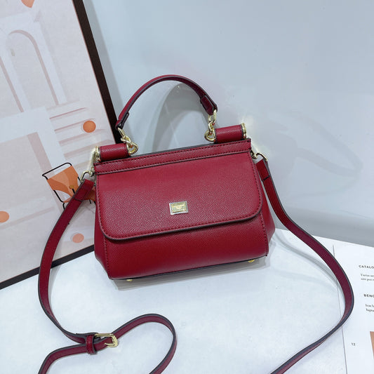 Stylish Classy Fashionable High Banquet Feeling Handbags