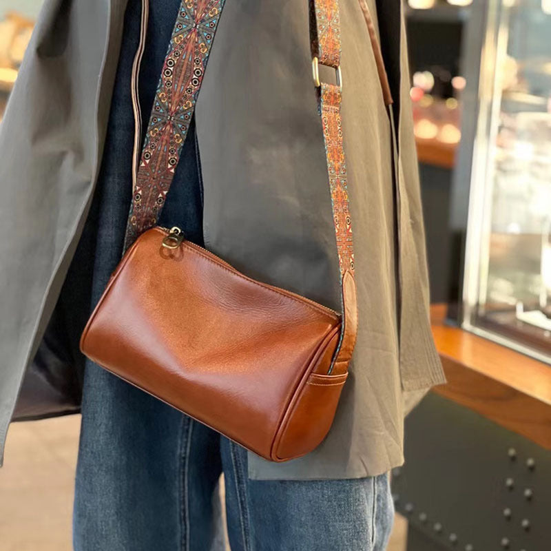 Women's Layer Cowhide Leather Pillow Fashion Retro Shoulder Bags